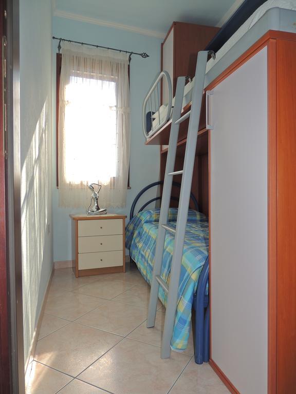 Apartments Baunei Phòng bức ảnh